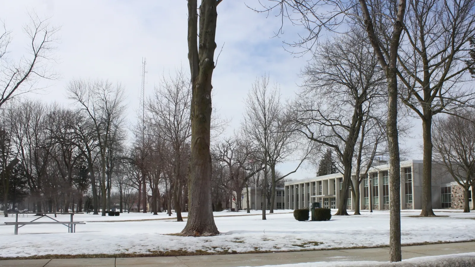 Town square in downtown Elkhorn, Wisconsin